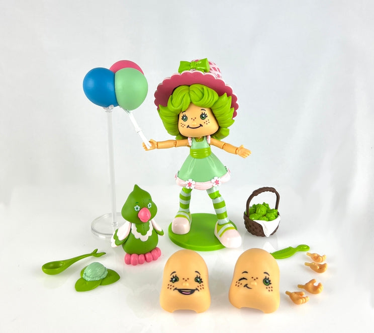 Boss Fight Studio Strawberry Shortcake Lime Chiffon & Parfait the Parrot, Collectible Figure