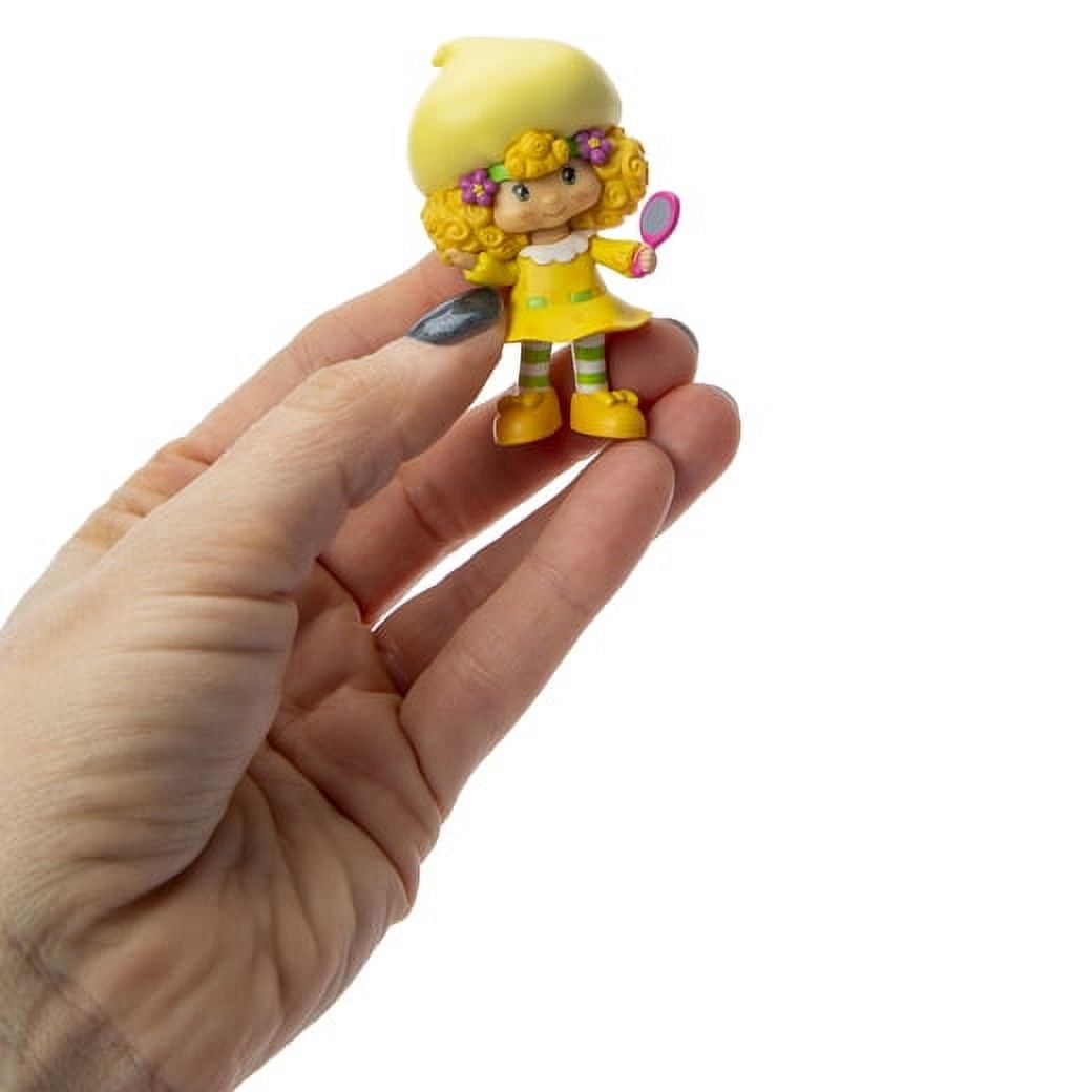 The Loyal Subjects The World of Strawberry Shortcake 2.5" Mini Figure - LEMON MERINGUE