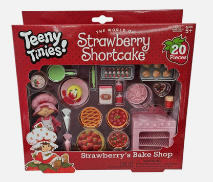 The World of Strawberry Shortcake Teeny Tinies! Teeny Strawberry's Bake Shop Playset